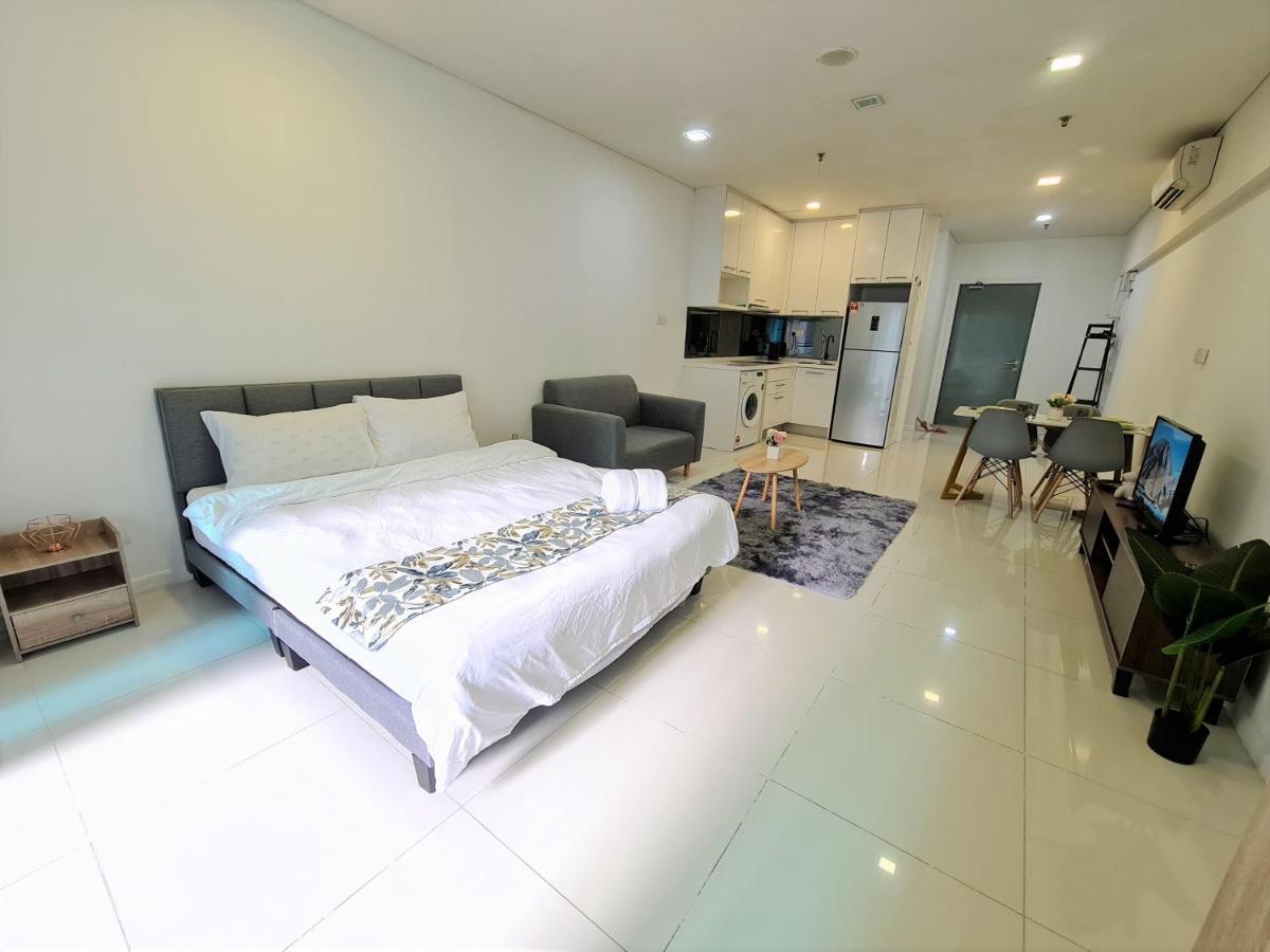 Summer Suites Apartment @Klcc By Sarah'S Lodge Куала Лумпур Екстериор снимка